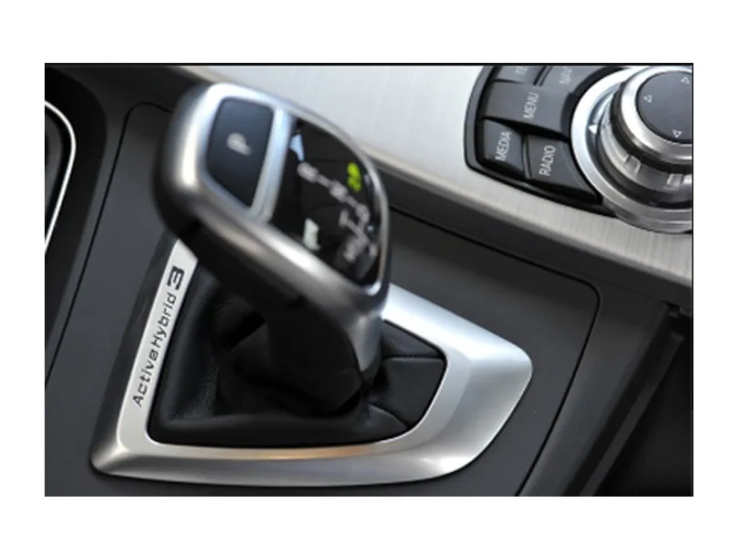 BMW 3 Series 320i 5