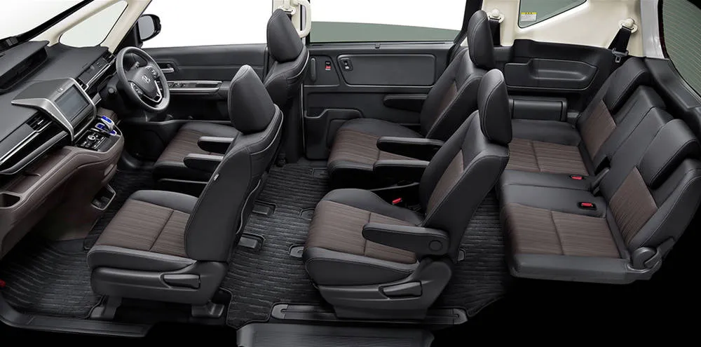 Honda Freed Hybrid EX 2