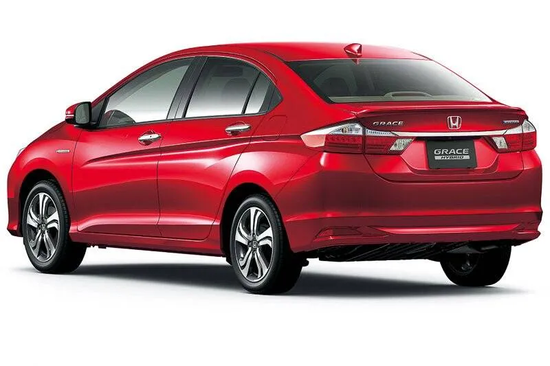 Honda Grace Hybrid DX 6