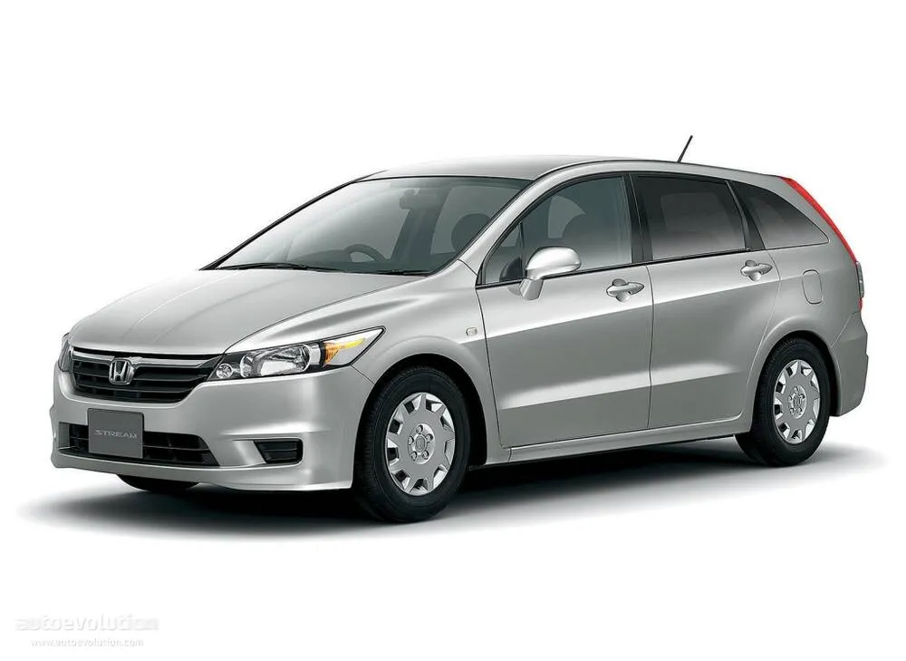 Honda Stream 1.8 RSZ 5