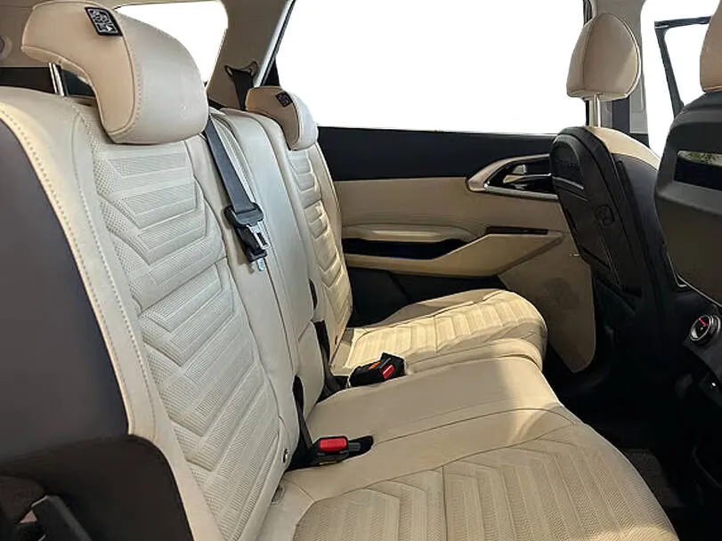 KIA Carens Luxury 2