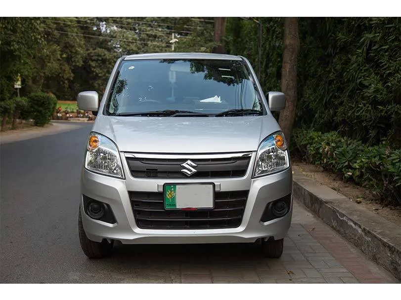 Suzuki Wagon R AGS 6