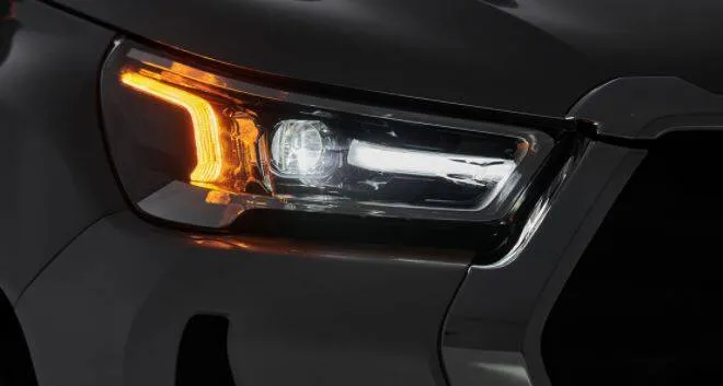 Toyota Hilux E 3