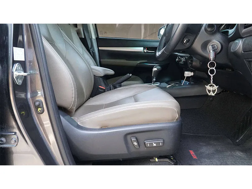 Toyota Hilux E 5