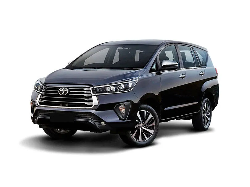 Toyota Innova Z 5